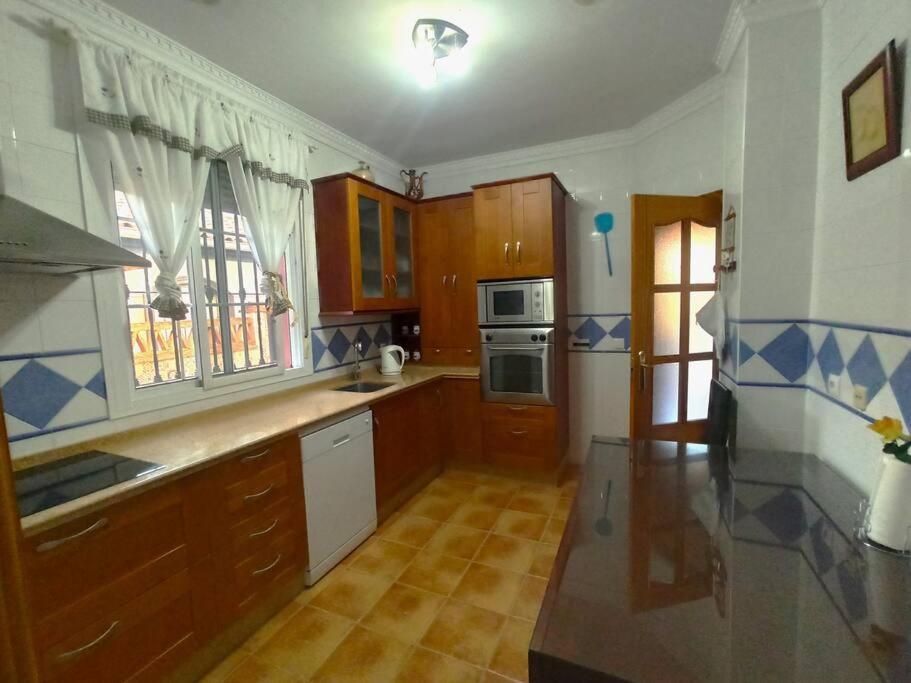 Casa 4 Dormitorios En 아야몬테 외부 사진