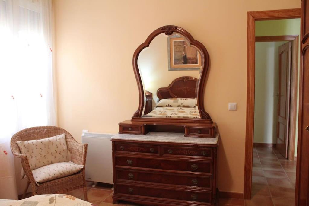 Casa 4 Dormitorios En 아야몬테 외부 사진