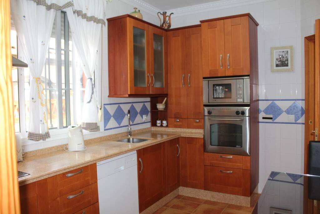 Casa 4 Dormitorios En 아야몬테 외부 사진