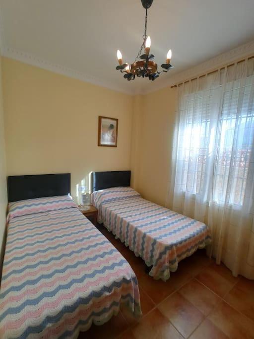 Casa 4 Dormitorios En 아야몬테 외부 사진